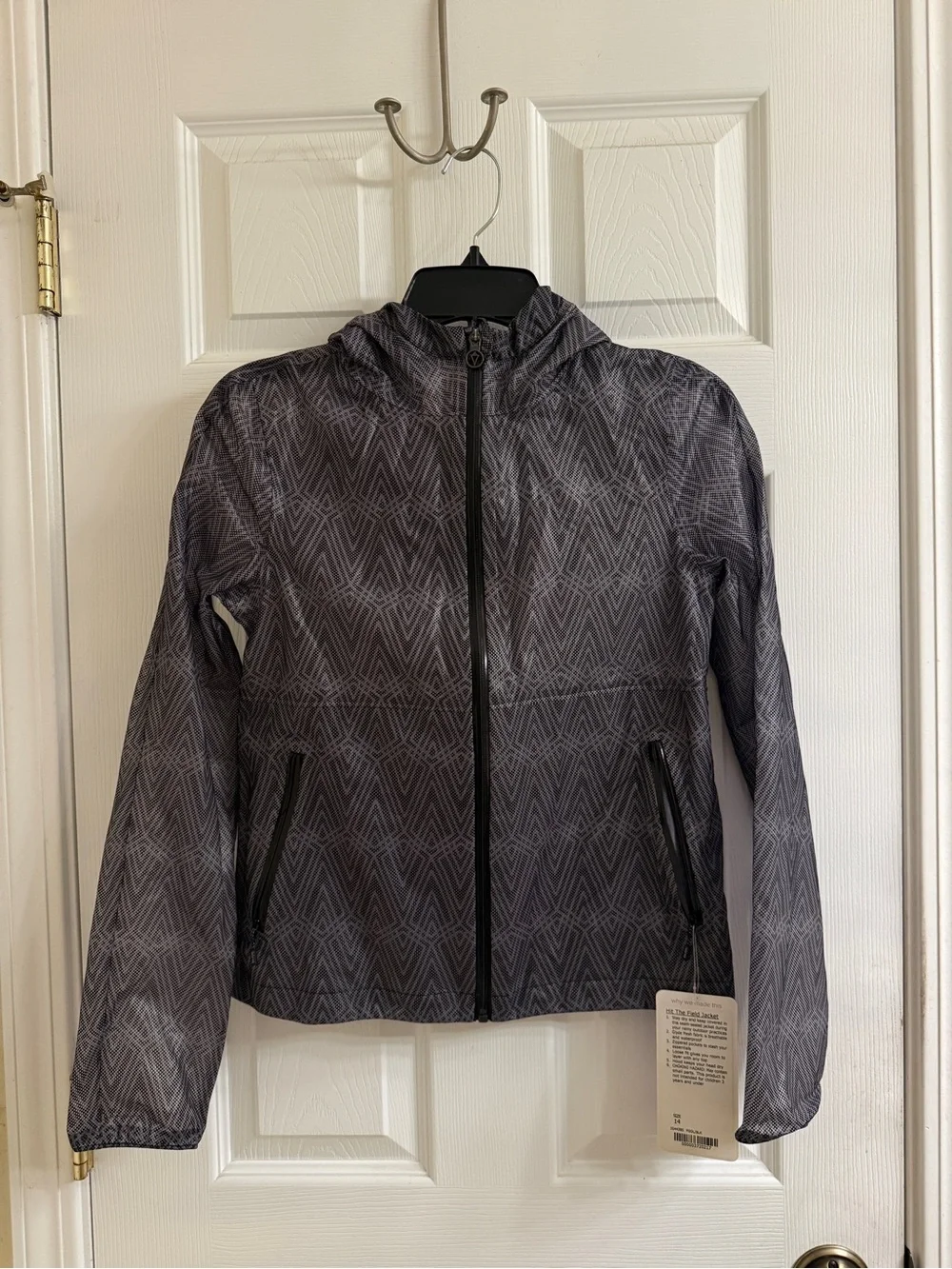 Lululemon Ivivva Girls Rain Jacket NEW WITH TAGS!!